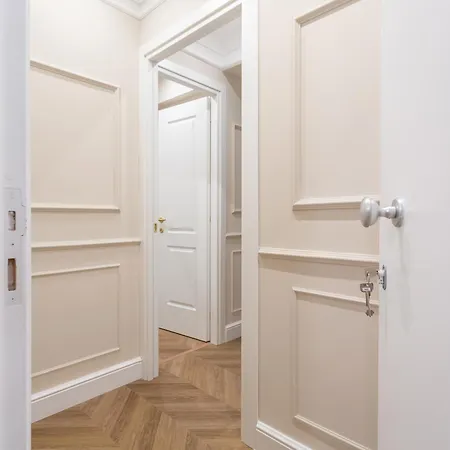 Gasthuis Rome Central Inn 4*