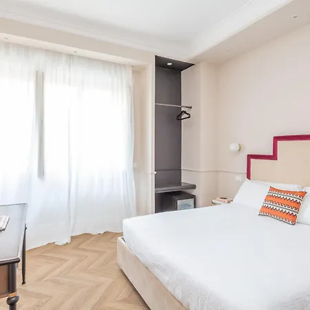 Rome Central Inn بيت ضيافة روما