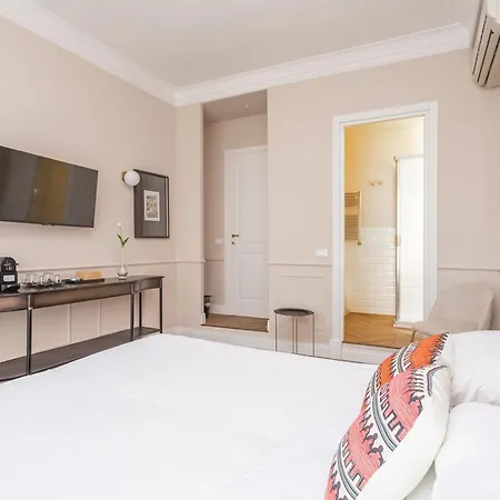 Gasthuis Rome Central Inn 3*